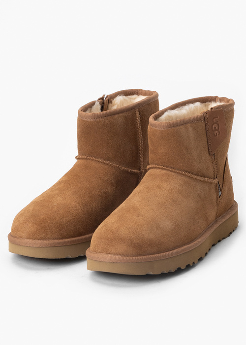 UGG W CLASSIC MINI BAILEY ZIP