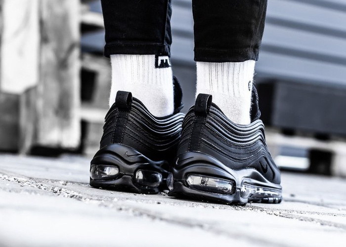 Nike Air Max 97 (AV4149-001)