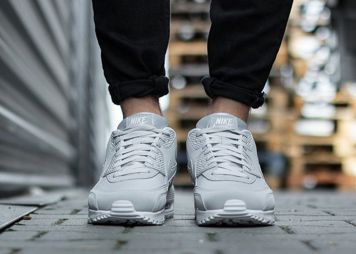 Nike Air Max 90 Essential (AJ1285-002)