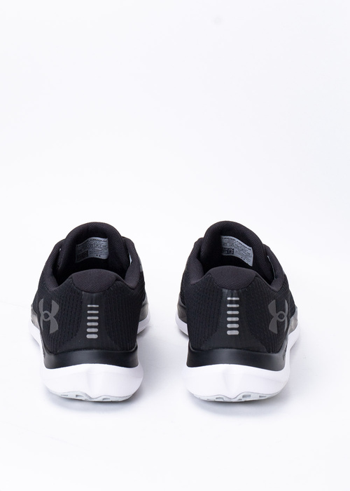 UNDER ARMOUR UA CHARGED BREEZE