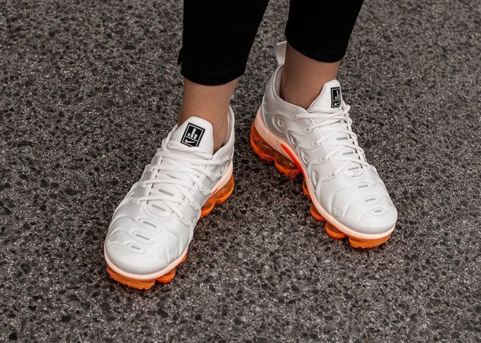 Nike Air VaporMax Plus (AO4550-005)