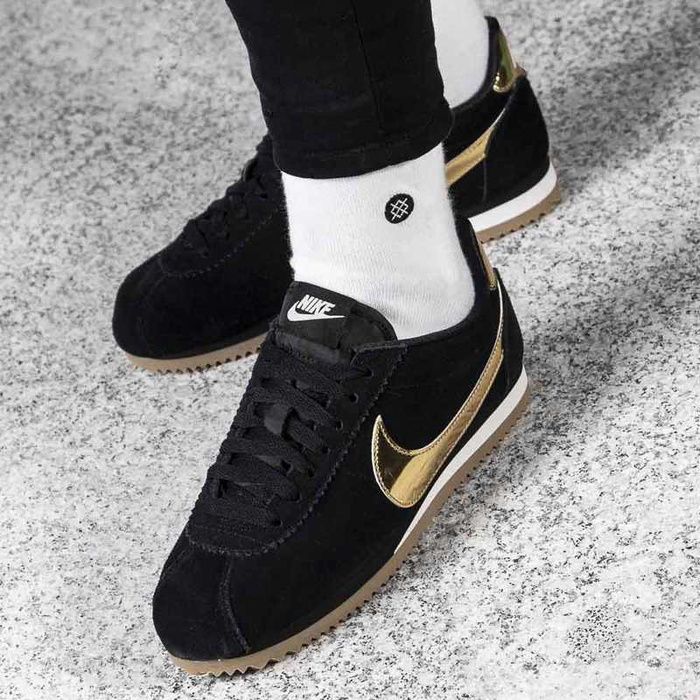 Nike Cortez Basic SE (902856-014)