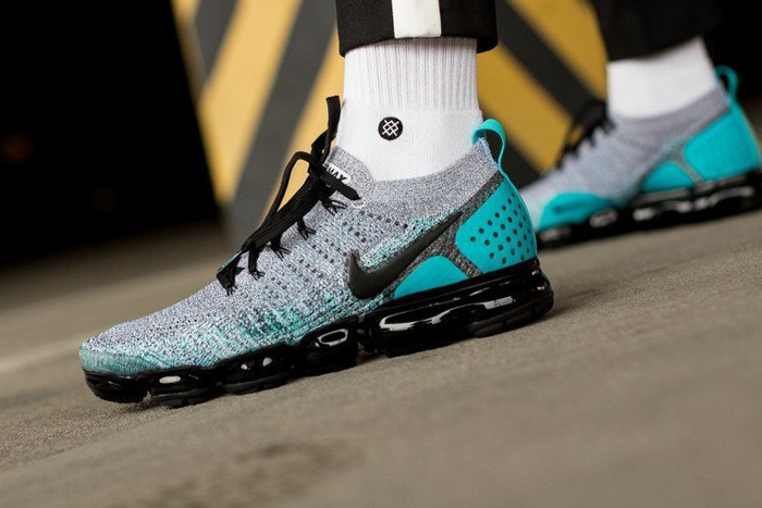 Nike Air VaporMax Flyknit 2 (942842-104)