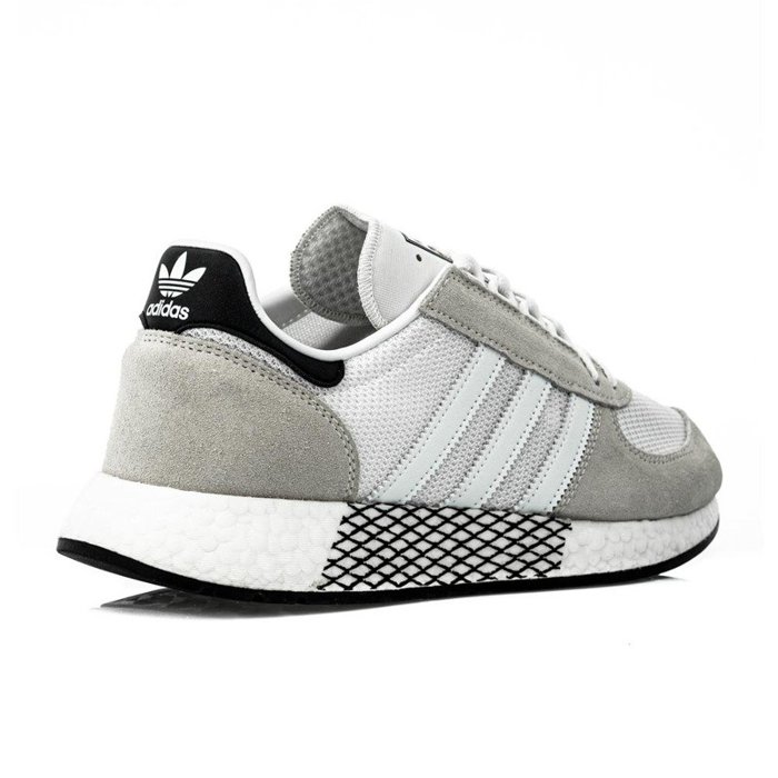 ee4925 adidas