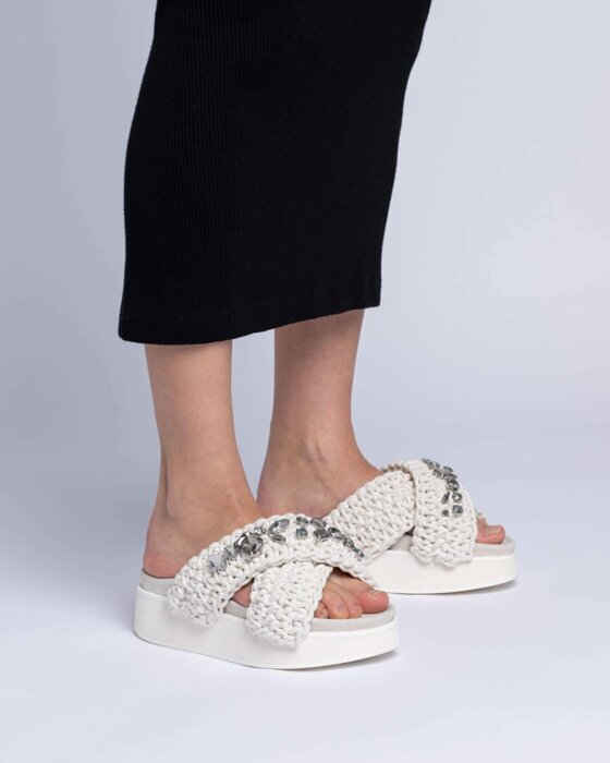 Inuikii WOVEN STONES PLATFORM