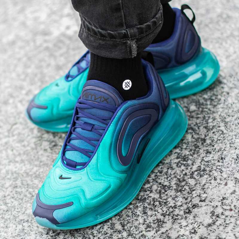 Nike Air Max 720 (AO2924-400)